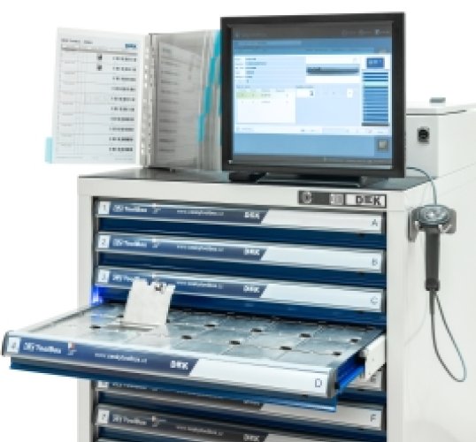 Kovový nábytek 21. století