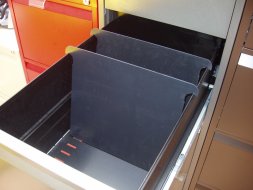 Dělící příčka plastová A4