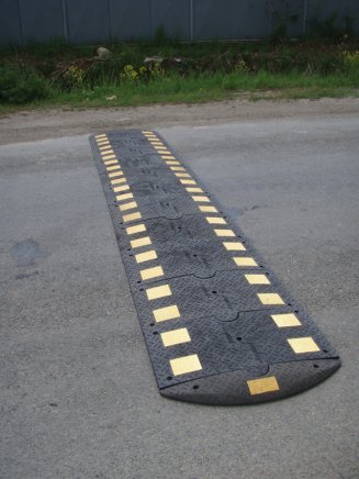 Spojovací materiál pro univerzální zpomalovací prahy - 1