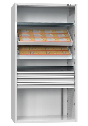 Skříň pro NC nástroje s křídlovými dveřmi s výbavou