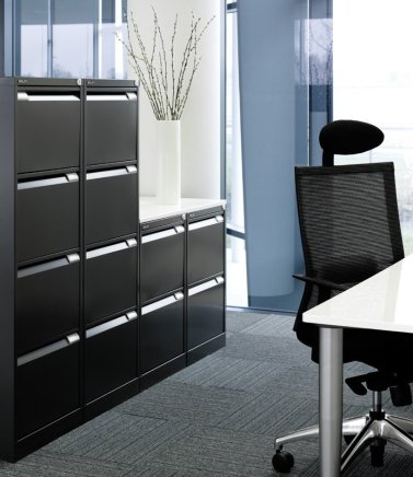 Kartotéka A4 kovová čtyřzásuvková Bisley BS4E/A4 - set s dělícími příčkami - 7