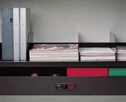 Police s možností rozdělníků BIC10SSPDPS