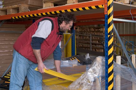 Ochranný polyuretanový profil pro montáž na potrubí Ø 50mm - 2