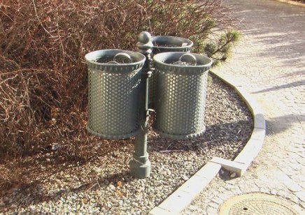 Odpadkový koš REX 1, litinový se silným sloupkem - 2