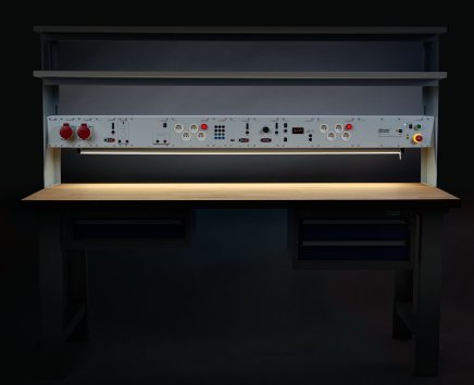 Svítidlo LED 1700 mm