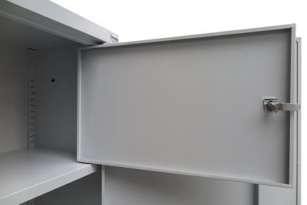 Spisová skříň kovová SBM 213 M - 10