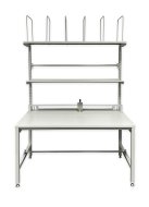 Balící pracoviště s řezačkou