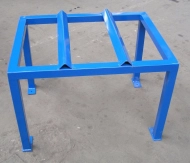 Stojan k sestavení stáčecí stanice 2004