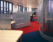 kovové skříně, spisové skříně, policové skříně, roletové skříně, žaluziové a kombinované skříně